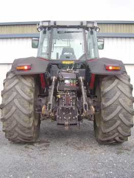 相片: 出售 农业车 MASSEY FERGUSSON